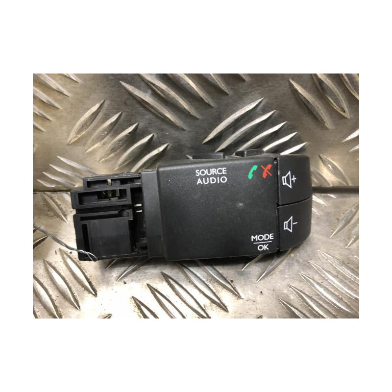 Commande autoradio RENAULT CAPTUR 1 PHASE 2 d’occasion