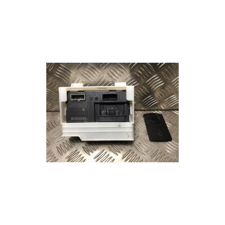 Lecteur de carte (neiman) RENAULT CAPTUR 1 PHASE 2 d’occasion