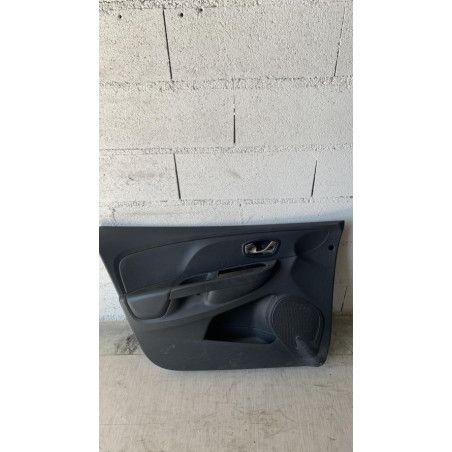 Panneau de porte avant gauche RENAULT CLIO 4 PHASE 1 BREAK d’occasion