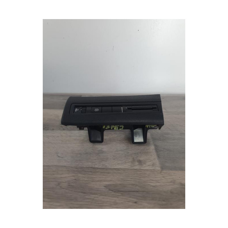 Commande de reglage hauteur de phare PEUGEOT 3008 2 PHASE 2 d’occasion