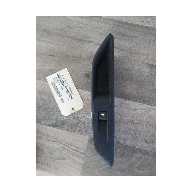 Interrupteur de leve vitre arriere droit PEUGEOT 3008 2 PHASE 2 d’occasion