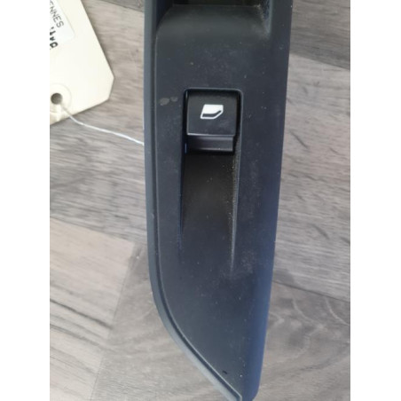 Interrupteur de leve vitre arriere droit PEUGEOT 3008 2 PHASE 2 d’occasion