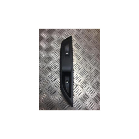 Interrupteur de leve vitre avant droit PEUGEOT 208 2 d’occasion