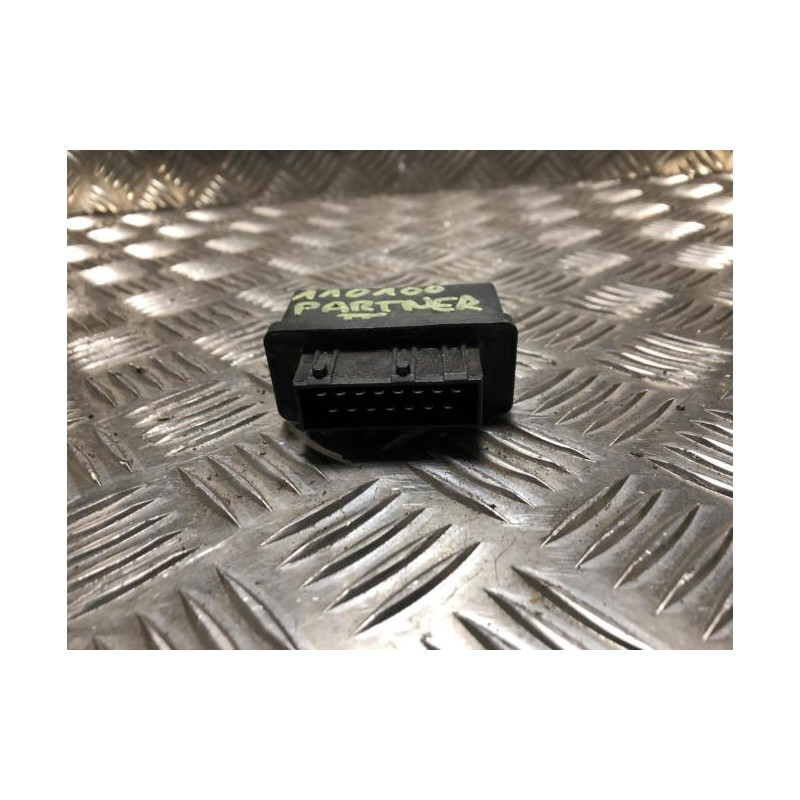 Relais electrique PEUGEOT PARTNER 2 PHASE 1 d’occasion