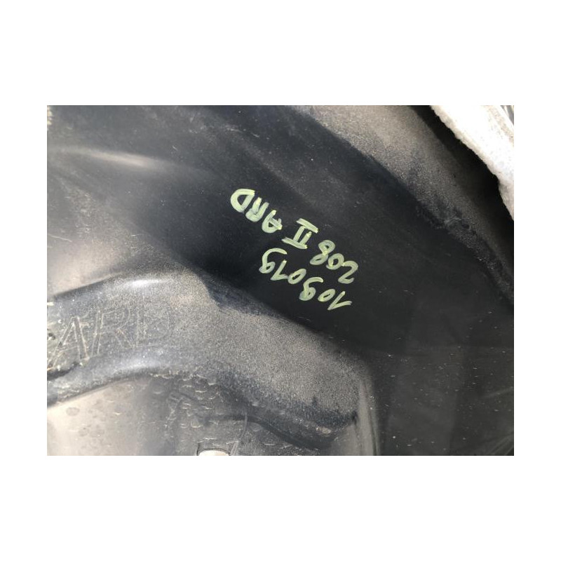 Pare boue arriere droit PEUGEOT 208 2 d’occasion