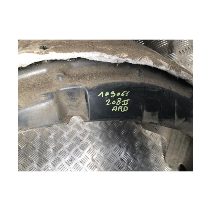 Pare boue arriere droit PEUGEOT 208 2 d’occasion