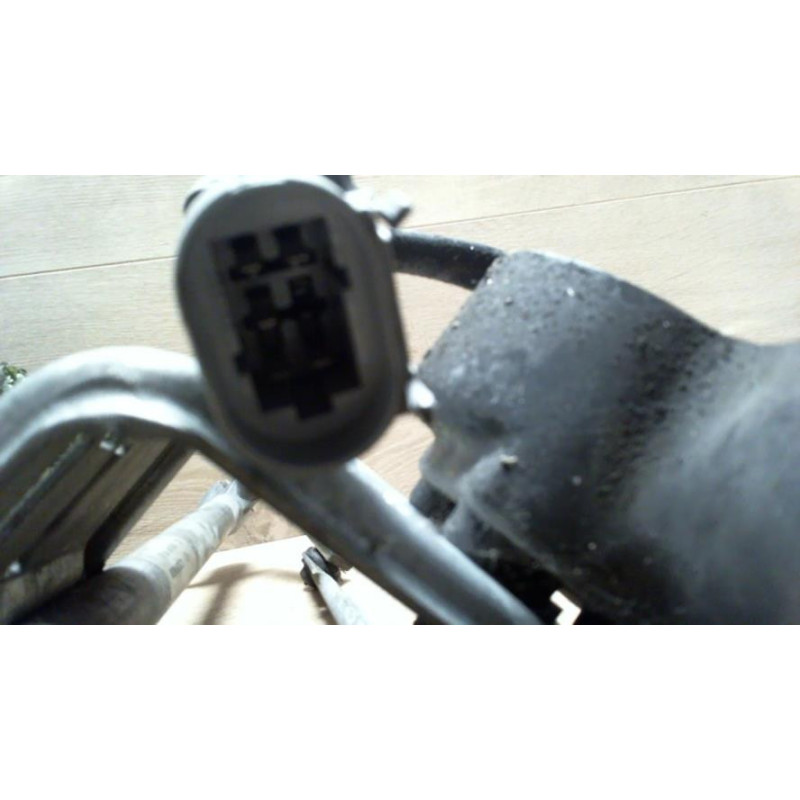 Moteur essuie glace avant RENAULT CLIO 2 PHASE 1 d’occasion
