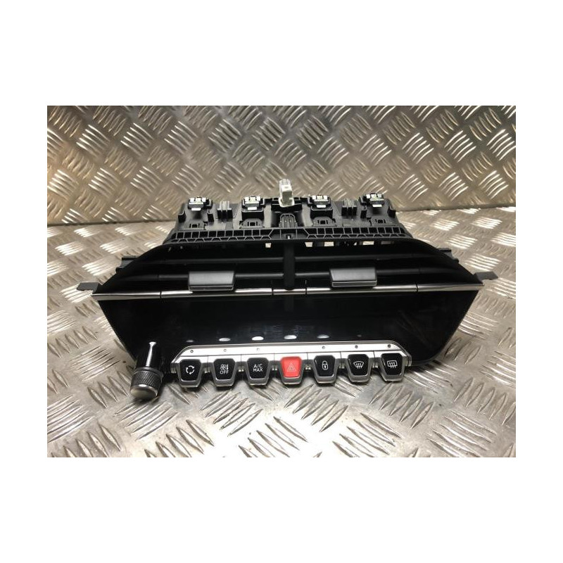 Bouton de warning PEUGEOT 208 2 d’occasion