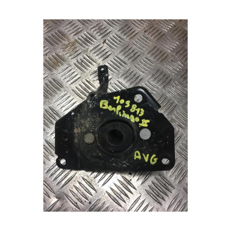 Support moteur gauche CITROEN BERLINGO 2 PHASE 1 d’occasion