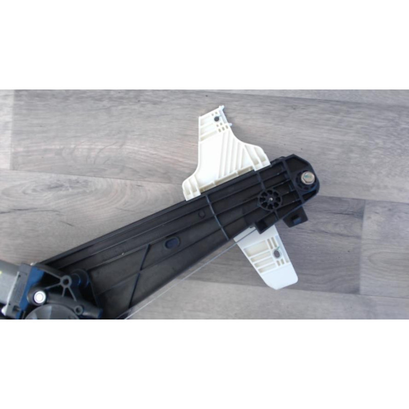 Leve vitre electrique arriere gauche PEUGEOT 3008 2 PHASE 2 d’occasion