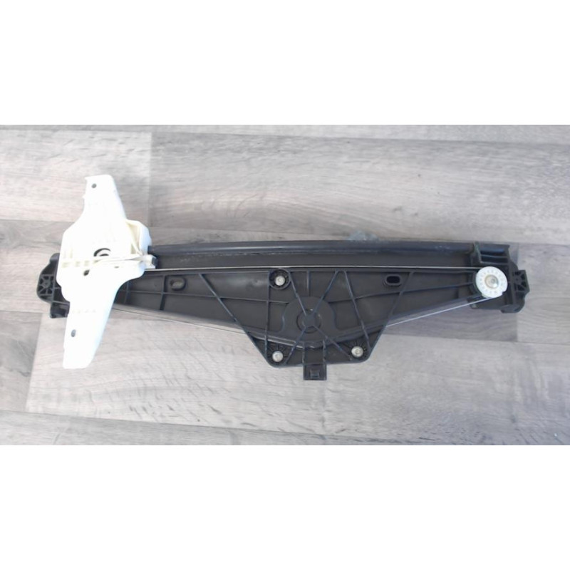 Leve vitre electrique arriere gauche PEUGEOT 3008 2 PHASE 2 d’occasion