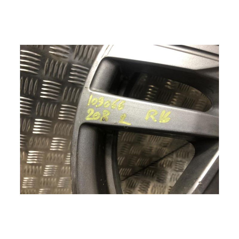 Jante PEUGEOT 208 2 d’occasion