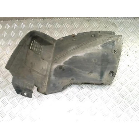 Pare boue avant droit RENAULT CLIO 1 PHASE 2 d’occasion