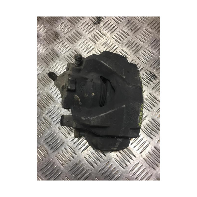 Etrier avant gauche (freinage) RENAULT CAPTUR 1 PHASE 2 d’occasion
