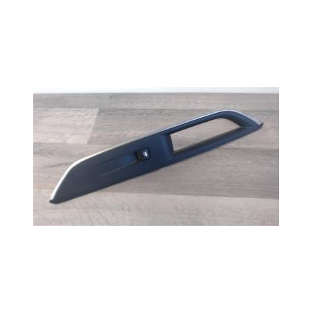 Interrupteur de leve vitre avant droit PEUGEOT 3008 2 PHASE 2 d’occasion