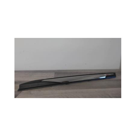 Baguette de porte avant gauche PEUGEOT 3008 2 PHASE 2 d’occasion
