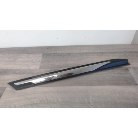 Baguette de porte avant droite PEUGEOT 3008 2 PHASE 2 d’occasion