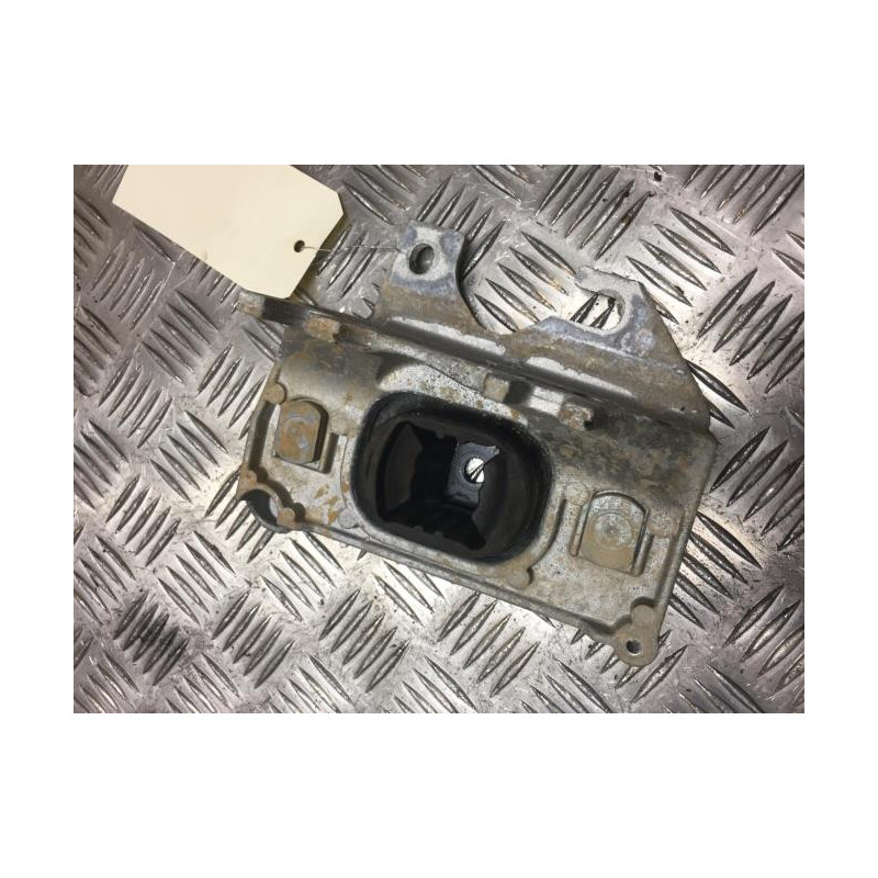Support moteur gauche RENAULT CAPTUR 1 PHASE 2 d’occasion