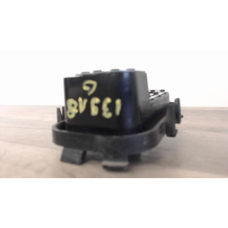 Platine feu arriere gauche RENAULT CLIO 4 PHASE 1 BREAK d’occasion