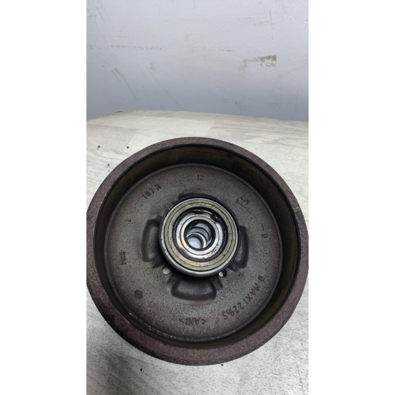 Tambour arriere droit RENAULT CLIO 4 PHASE 1 BREAK d’occasion