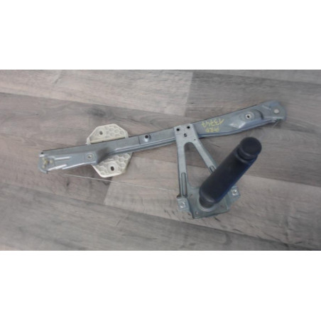 Leve vitre mecanique arriere gauche RENAULT CLIO 2 PHASE 2 d’occasion