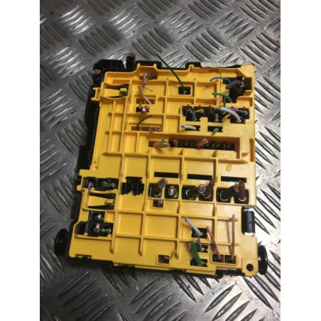 Boitier servitude moteur (BSM) PEUGEOT 208 2 d’occasion