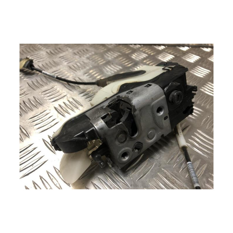 Serrure avant gauche PEUGEOT 208 1 PHASE 1 d’occasion