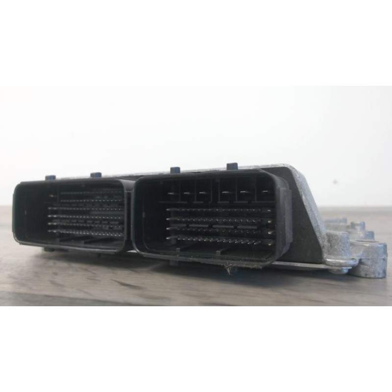 Calculateur moteur PEUGEOT 3008 2 PHASE 2 d’occasion