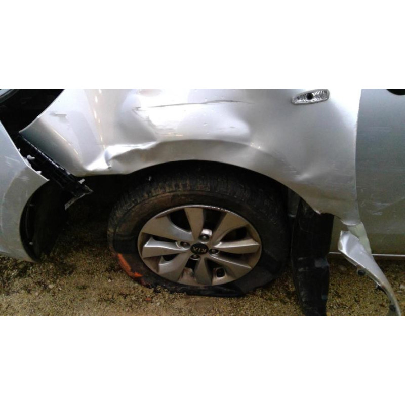 Feu arriere principal gauche (feux) KIA RIO 3 PHASE 2 d’occasion