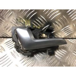 Poignee interieur avant gauche KIA RIO 3 PHASE 2 d’occasion