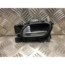 Poignee interieur avant gauche PEUGEOT 208 1 PHASE 1 d’occasion