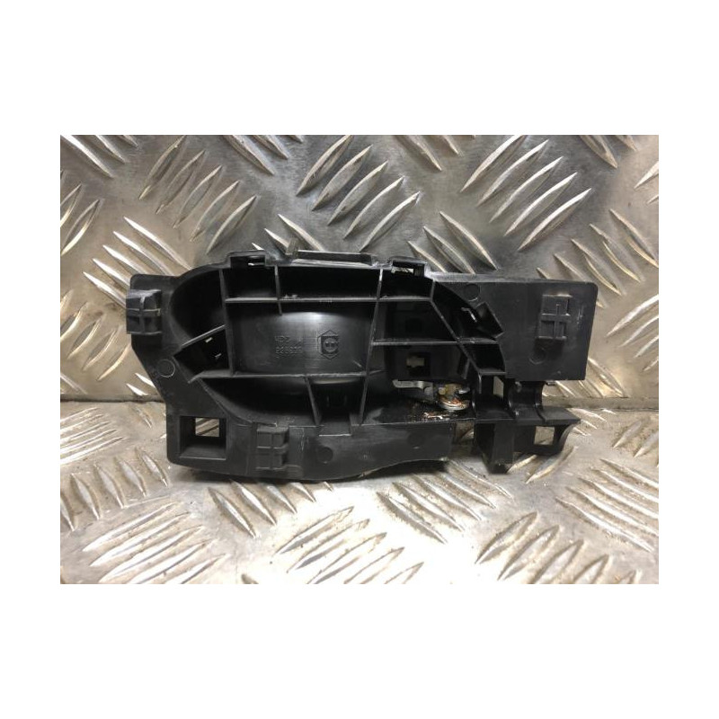 Poignee interieur avant gauche PEUGEOT 208 1 PHASE 1 d’occasion