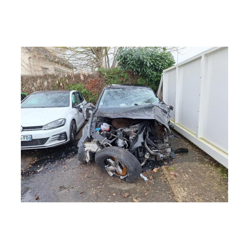 Vitre arriere droit VOLKSWAGEN PASSAT 5 d’occasion