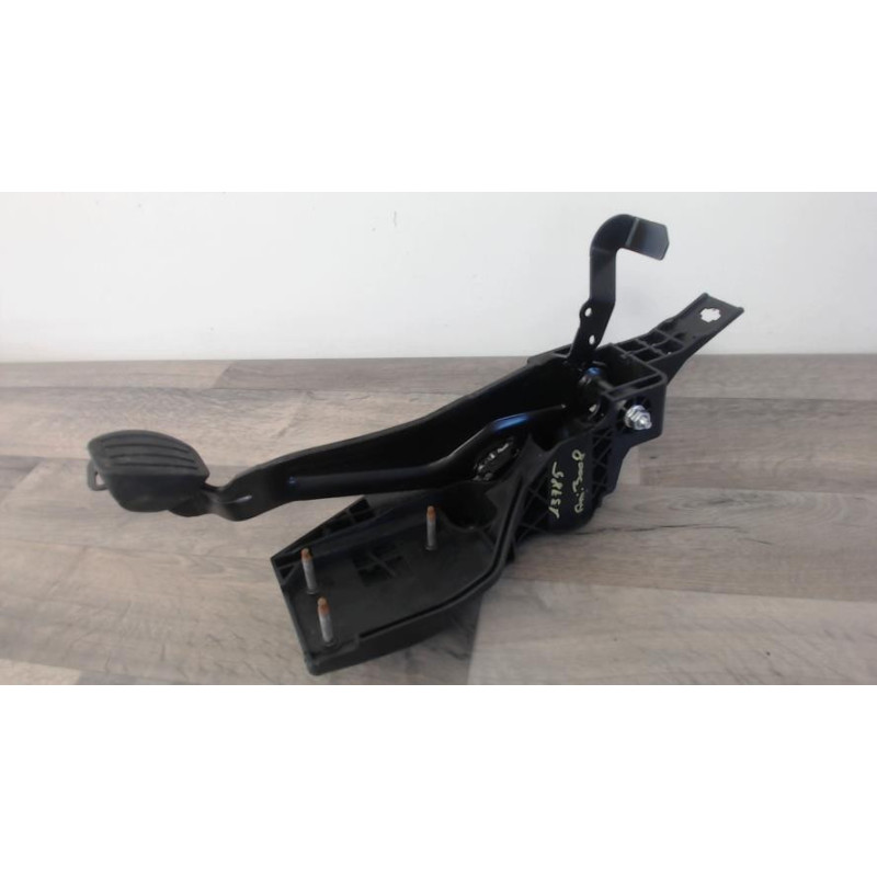Pedale de frein PEUGEOT 3008 2 PHASE 2 d’occasion