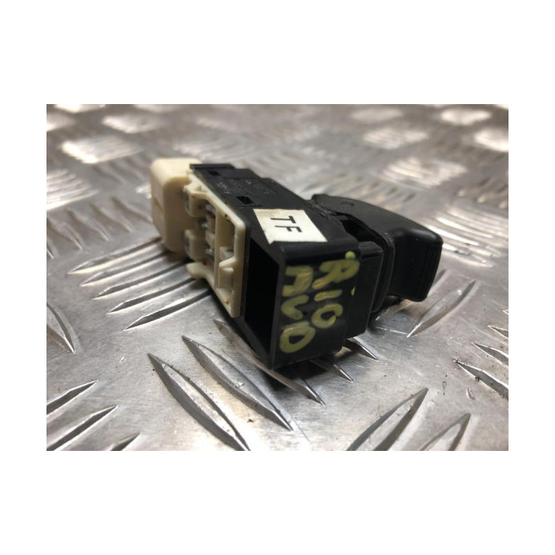 Interrupteur de leve vitre avant droit KIA RIO 3 PHASE 2 d’occasion
