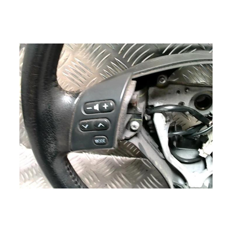 Volant TOYOTA COROLLA VERSO 2 PHASE 2 d’occasion