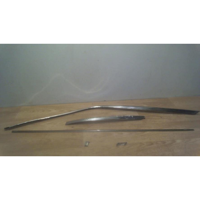 Baguette de porte arriere gauche  CITROEN CX d’occasion