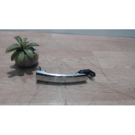 Poignee porte avant droit SEAT IBIZA 3 PHASE 2 d’occasion