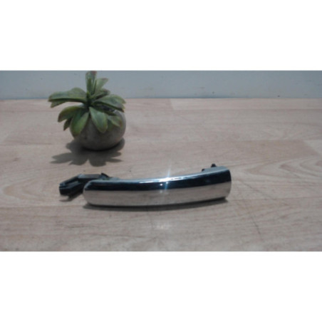 Poignee porte avant gauche SEAT IBIZA 3 PHASE 2 d’occasion