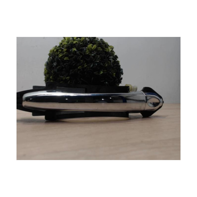 Poignee porte arriere droit ROVER 75 PHASE 1 d’occasion