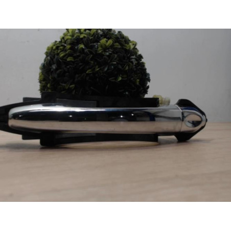 Poignee porte arriere droit ROVER 75 PHASE 1 d’occasion