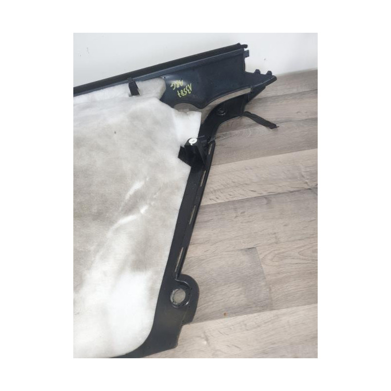 Garniture laterale arriere gauche AUDI A3 2 PHASE 1 d’occasion