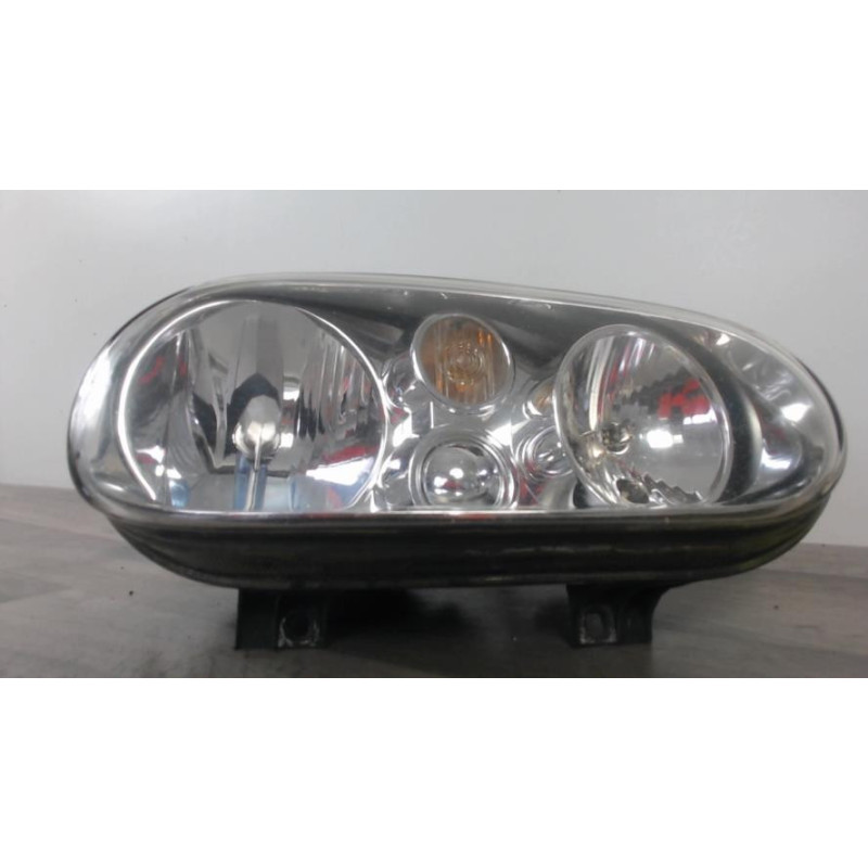 Optique avant principal droit (feux)(phare) VOLKSWAGEN GOLF 4 d’occasion