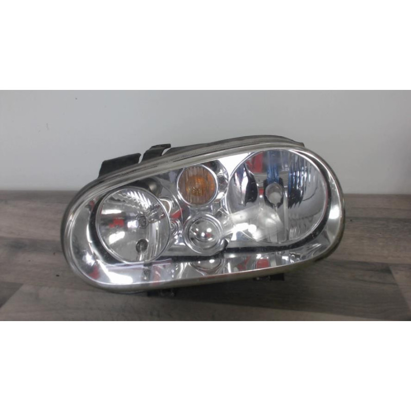Optique avant principal gauche (feux)(phare) VOLKSWAGEN GOLF 4 d’occasion