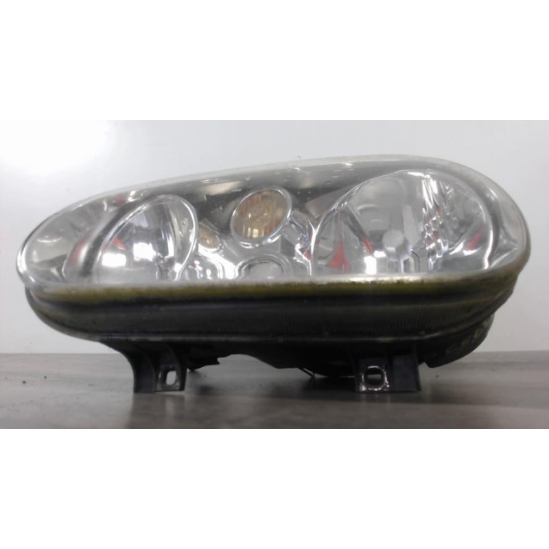 Optique avant principal gauche (feux)(phare) VOLKSWAGEN GOLF 4 d’occasion