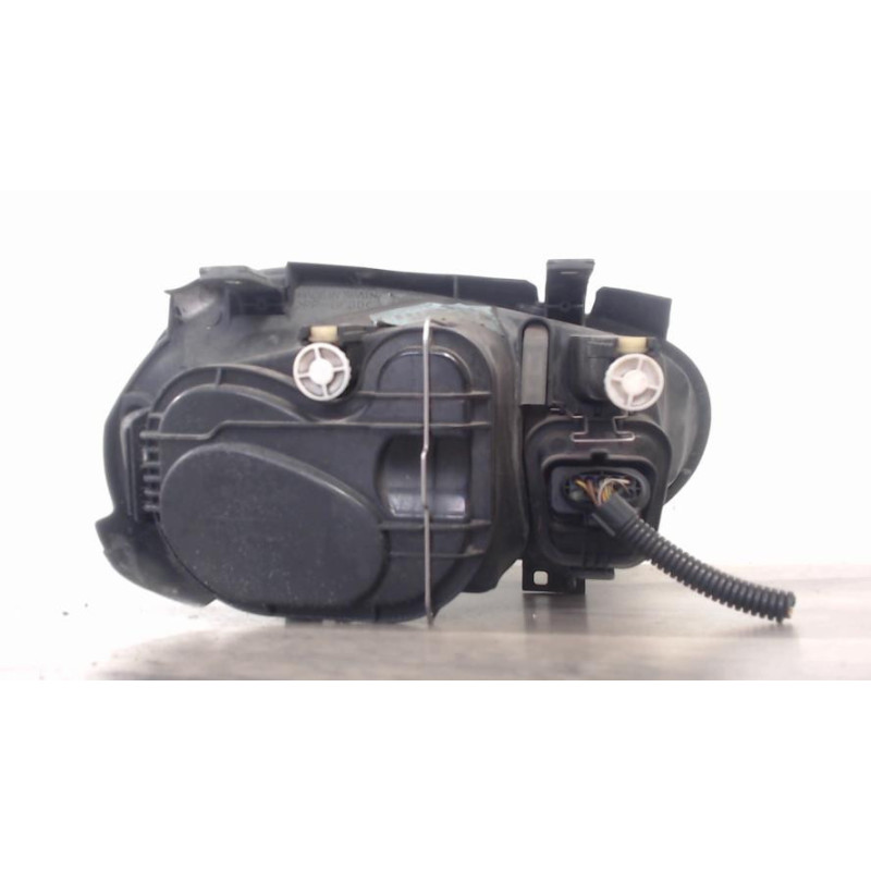Optique avant principal gauche (feux)(phare) VOLKSWAGEN GOLF 4 d’occasion