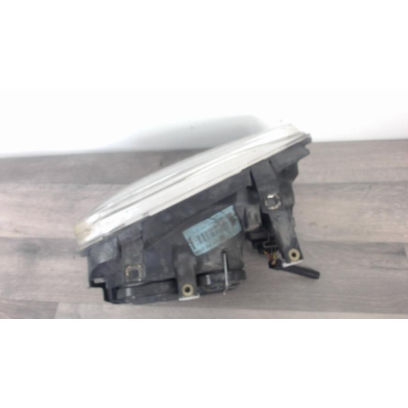 Optique avant principal gauche (feux)(phare) VOLKSWAGEN GOLF 4 d’occasion