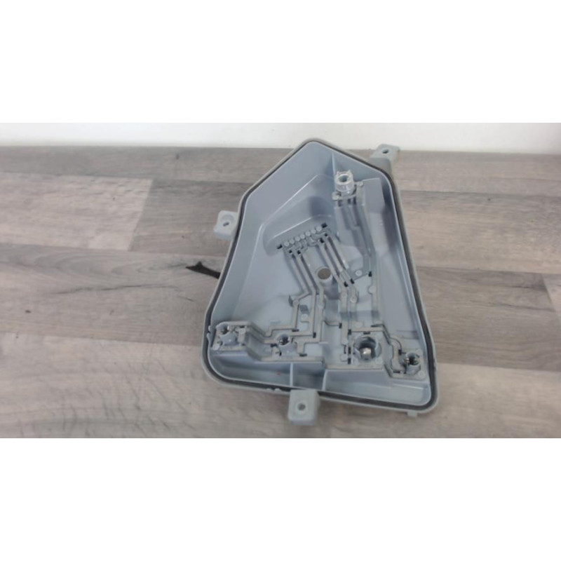 Platine feu arriere droit MERCEDES CLASSE A 176 PHASE 1 d’occasion