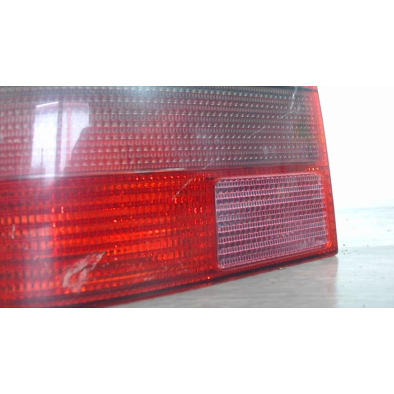 Feu arriere principal gauche (feux) VOLKSWAGEN GOLF 4 d’occasion