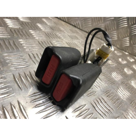 Attache ceinture arriere droit CITROEN C4 2 PHASE 1 d’occasion